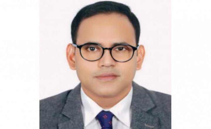 দেশে ফেরার পথে বিমানবন্দরে মারা গেছেন ঢাবি শিক্ষক জাহাঙ্গীর আলম